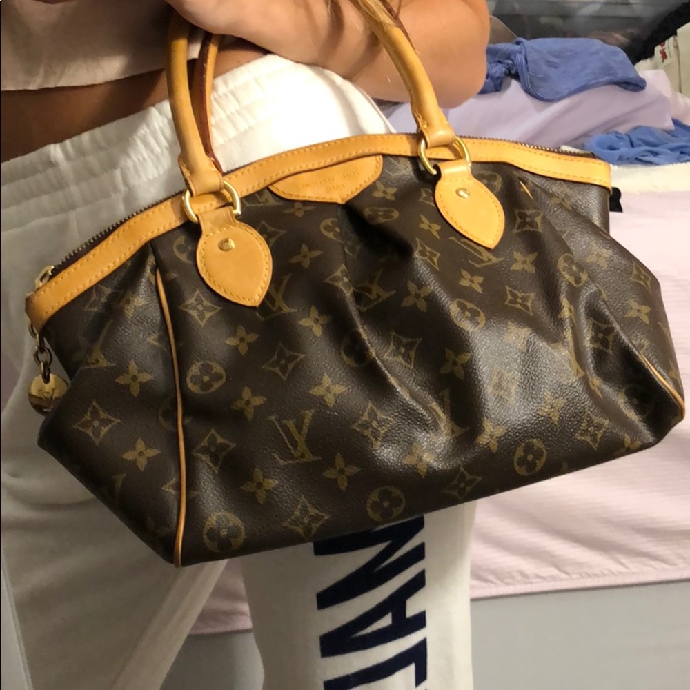 Louis Vuitton Tivoli✨ - Picture 5 of 13